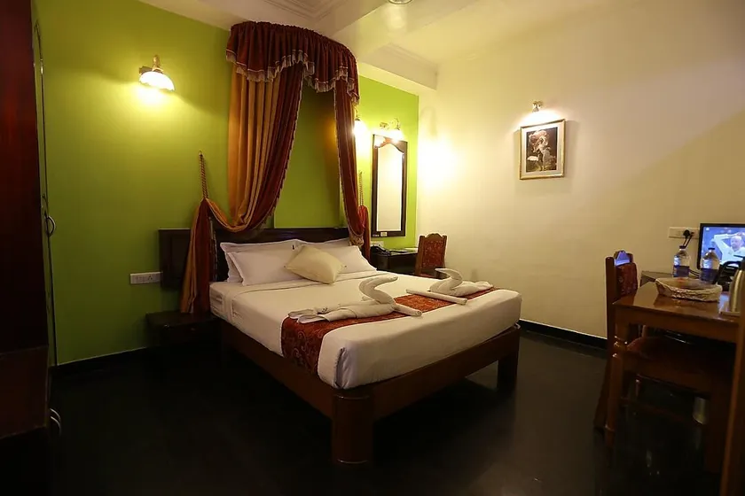 Hotel Theni International - Image 1