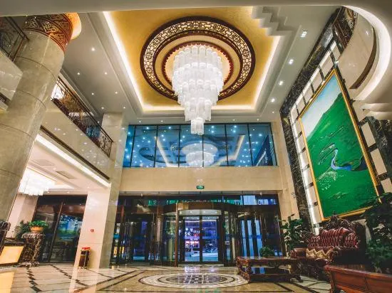 Riverfront Hotel Xilinhot - Image 1