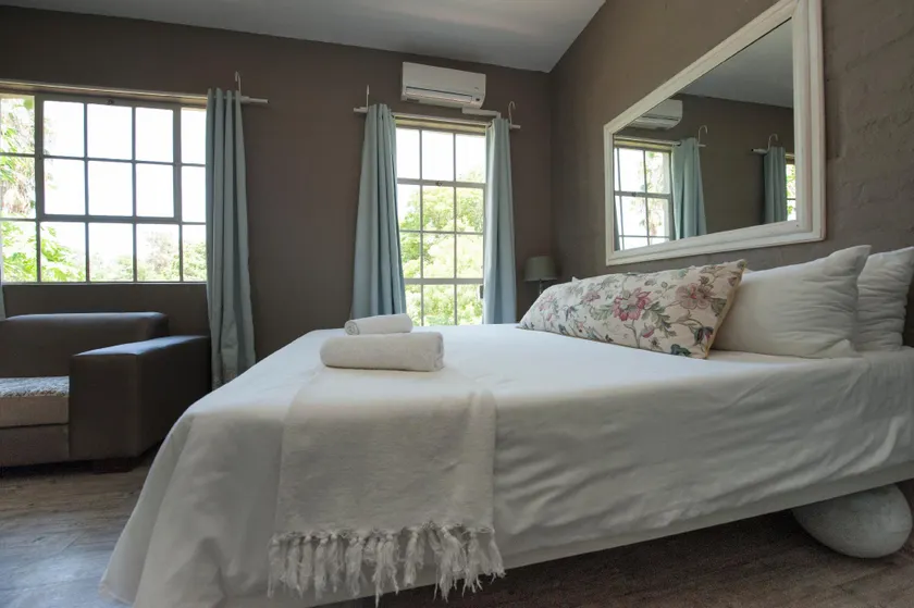 Tsumeb Theater Guesthouse - Image 1