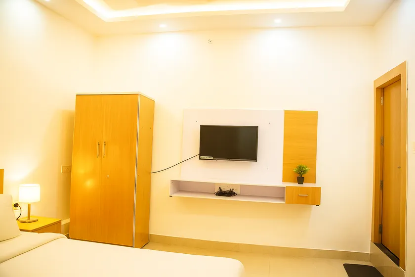 Hotel Devyanta - Image 1