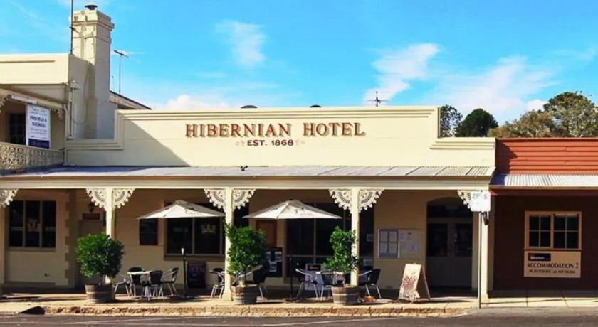 Hibernian Hotel - Image 1