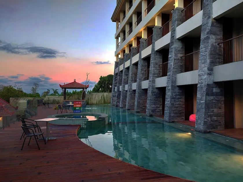 The Batu Hotel & Villas - Image 1