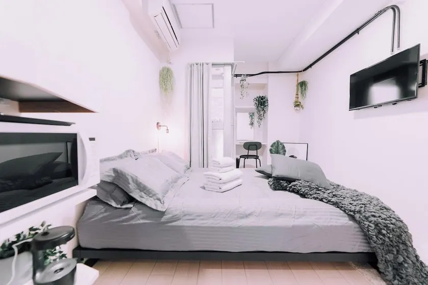 Minimalist Loft 201 - Image 1