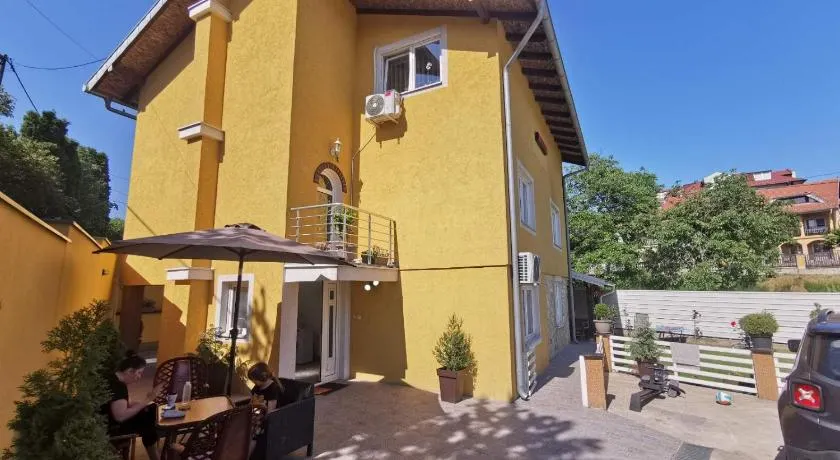 Comfort Inn Apartmani - Image 1