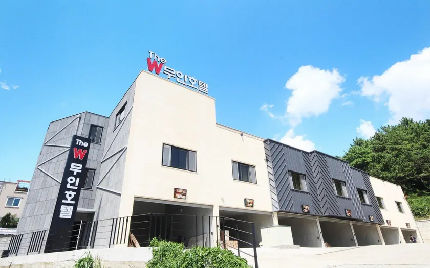 Hadong The W Self check-in Motel - Image 1