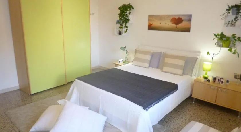 EcoBoutique house, self check-in - free car parking - Image 1