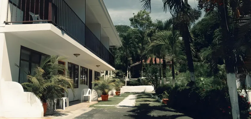 Villa Prada - Image 1