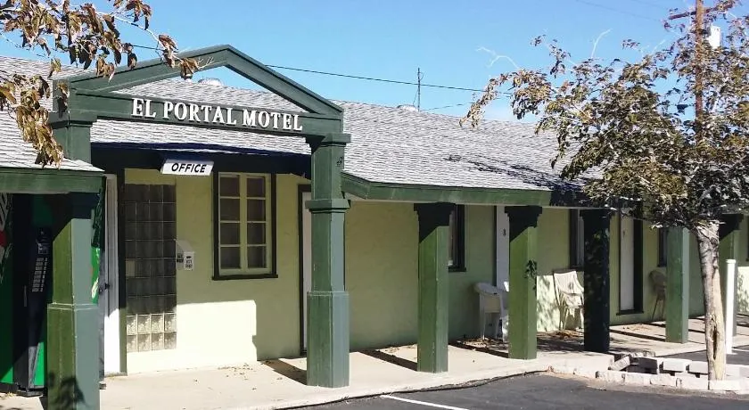 El Portal Motel - Image 1