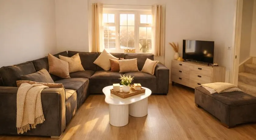 Beautiful Modern Home in Wisbech with Private Garden - Image 1