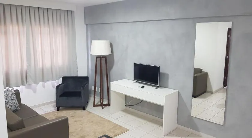 Lavras Apart Hotel - Image 1