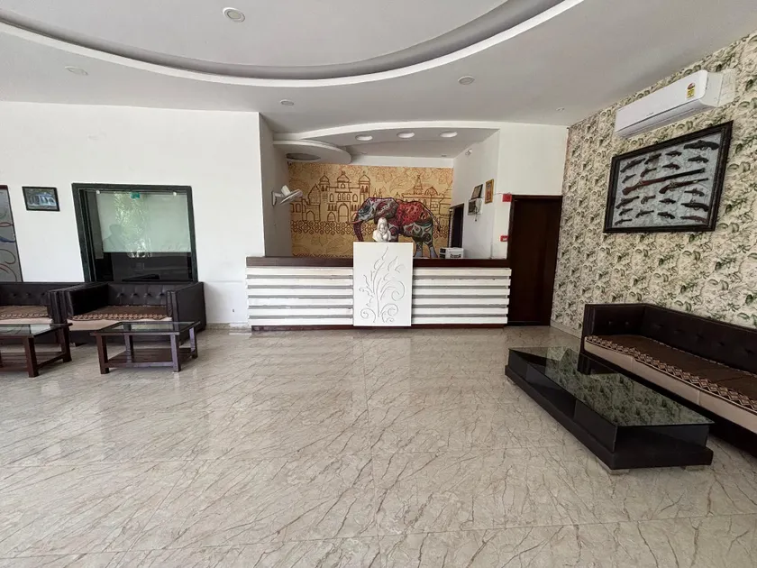 The Elegance Resort - Image 1