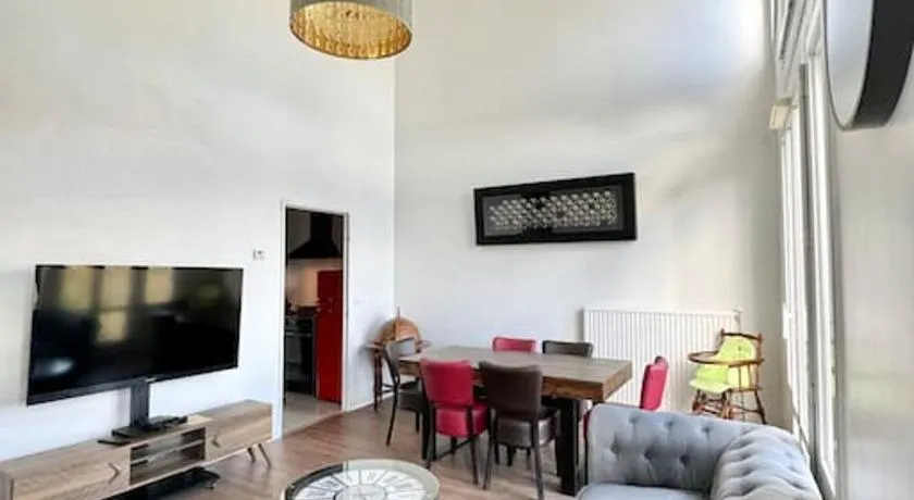 Home seventy - Guest House - Image 1