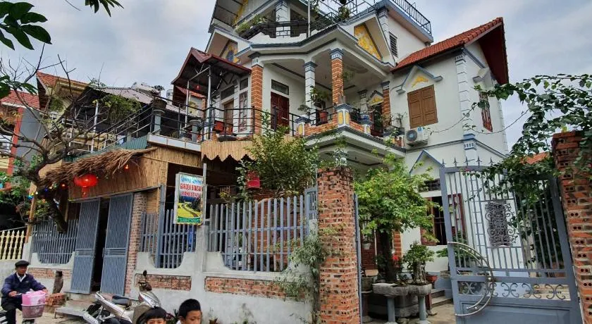 Quang Quang Garden Bonsai Homestay - Image 1
