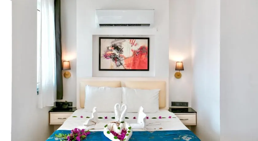 Marvera Hotel - Image 1
