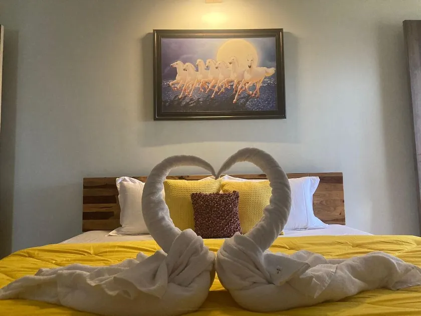ILA’s place-Luxe Stay,23 mins frm Guwahati Airport - Image 1