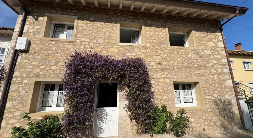 La Casa de Nueva - Image 1