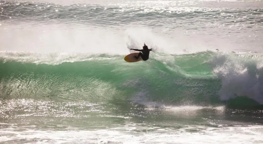 Boilers Surf House - Image 1