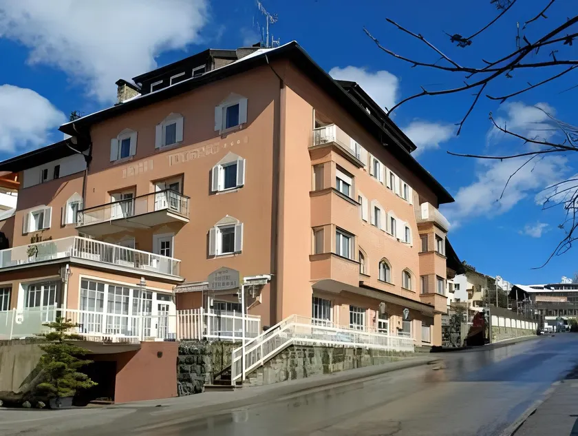 Hotel Touring Dolomites - Image 1