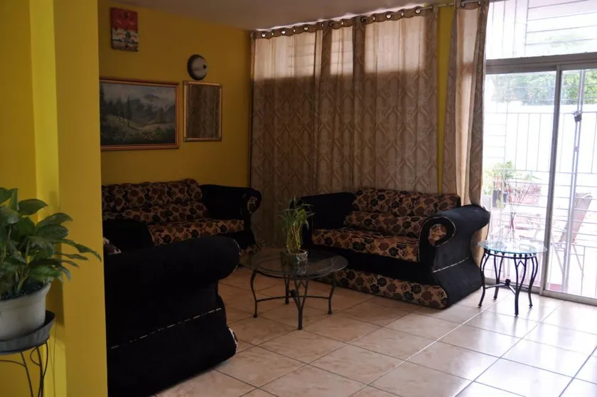 New Kingston Guest Apartment VII - Image 1