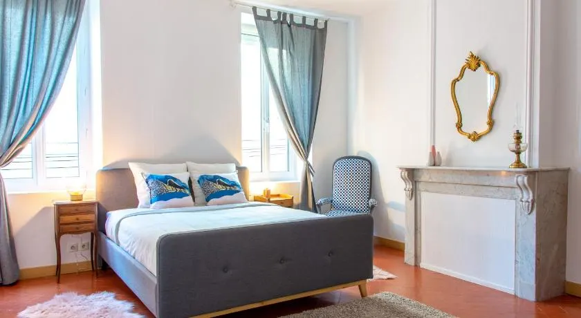 Entre Midi - Maison d'Hôtes - B&B - Image 1