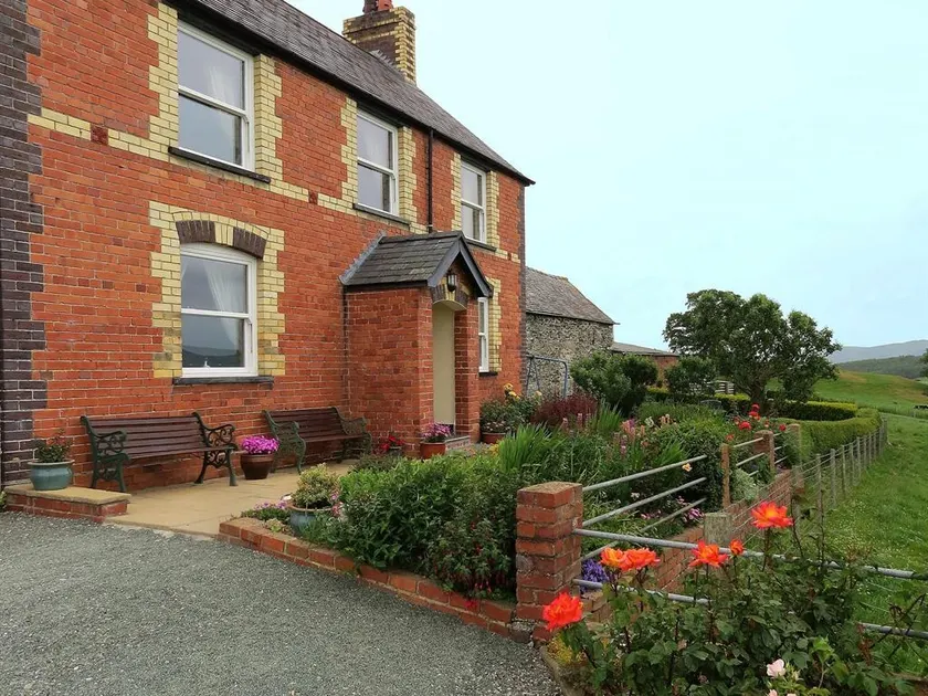 Tyddyn Chambers B&B - Image 1