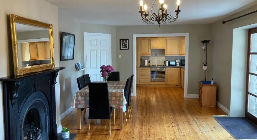 Beautiful & Quiet Countryside Setting in Kinsale - Image 1