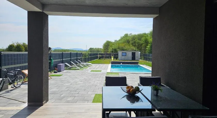 Villa Joy with Pool,Jacuzzi,E Auto Station - Image 1