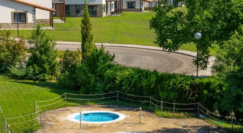 Casas Green Ordesa - Image 1