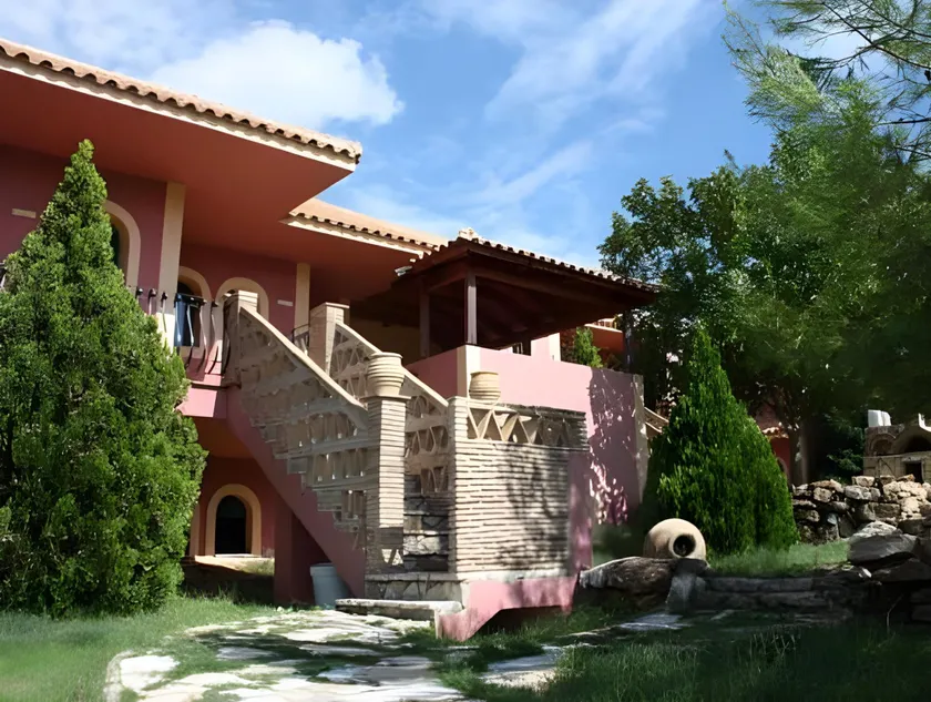 Athenea Villas, Private Pools & Gardens - Image 1