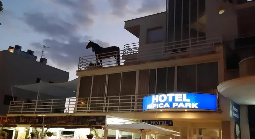 Hotel Hipica Park - Image 1