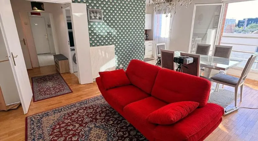 Appartement chic proche Paris - Image 1