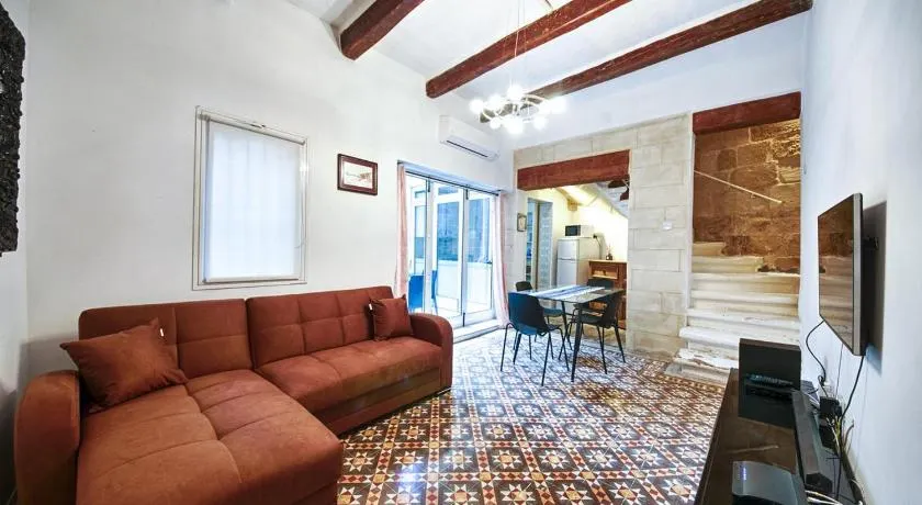 Valletta Heritage Town House - Image 1