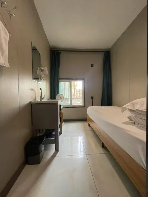Sunshine Hotel (Lanzhou Center Branch) - Image 1