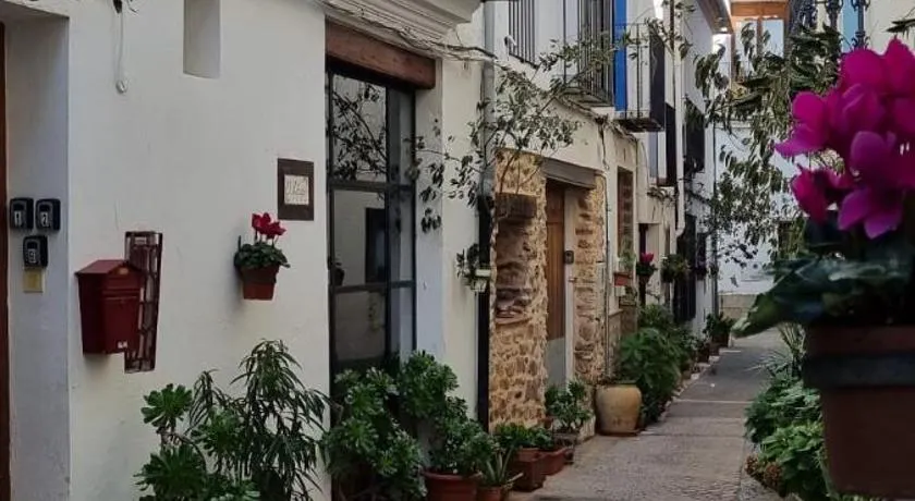 Apartamentos turísticos "El Refugio" - Image 1