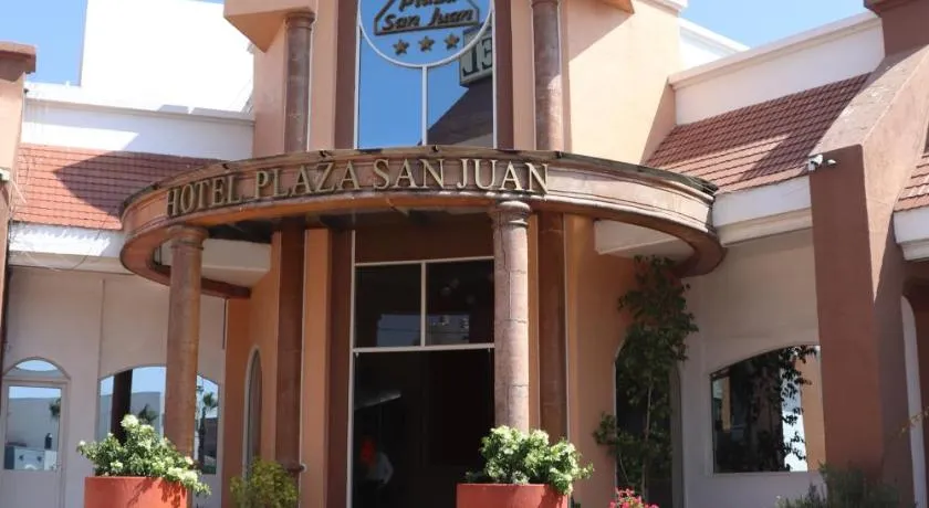 Hotel Plaza San Juan - Image 1