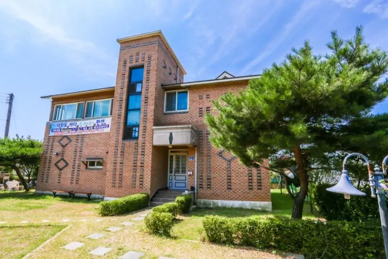 Daebudo Bada and Podo Pension - Image 1