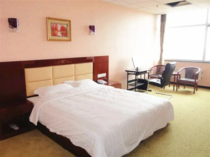 Xinyuan Express Hotel (Laoting Bus Station Branch) - Image 1