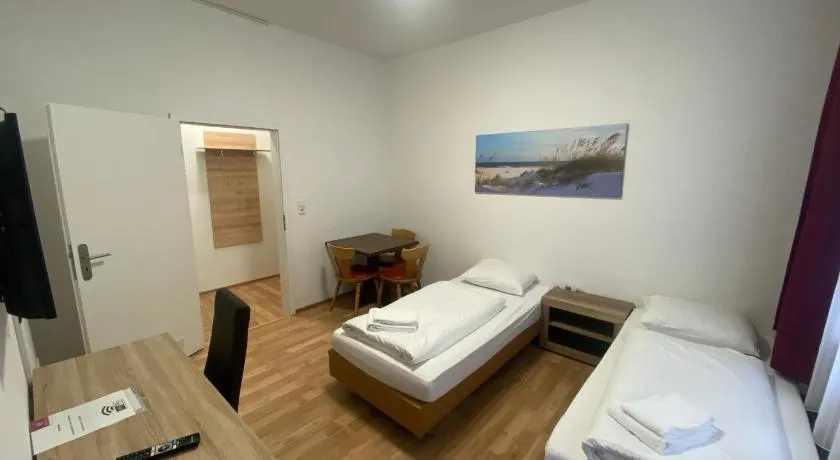 Othman Appartements Pfarrstraße 54, EG - Image 1