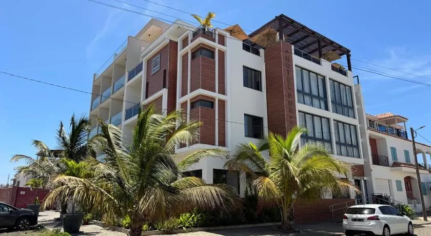 Hotel Por Do Sol - Image 1