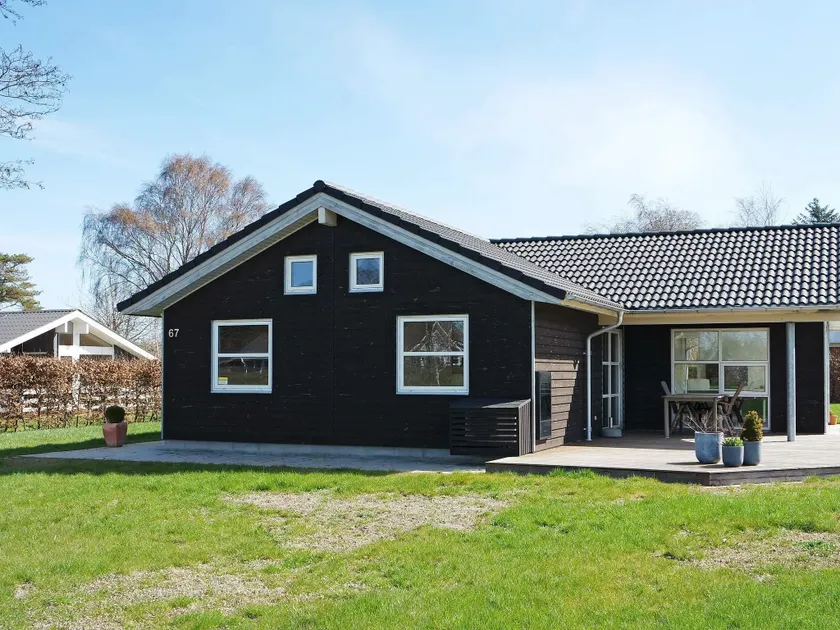 10 person holiday home in Hadsund - Image 1