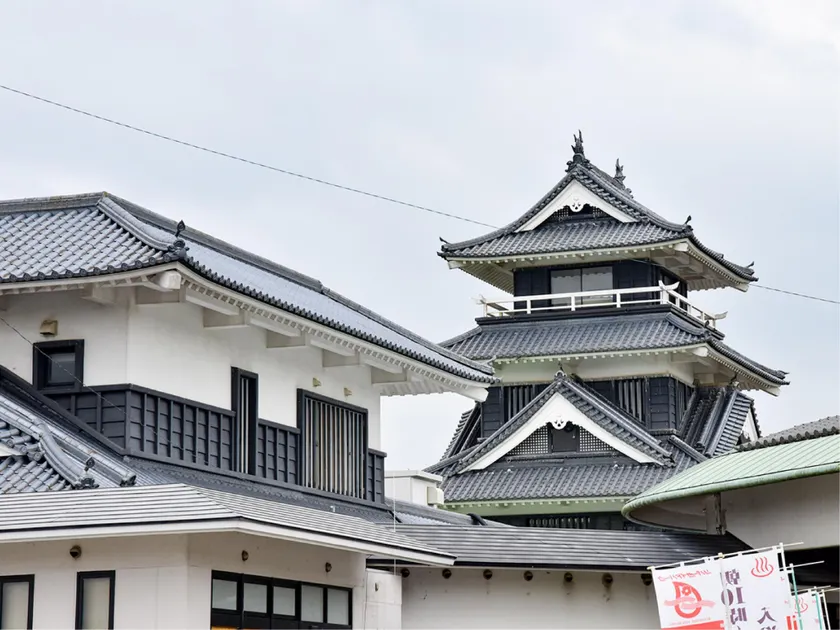 Shichijo Onsen Dome - Image 1