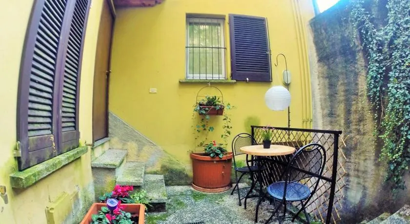Cozy Garden Retrait - Image 1