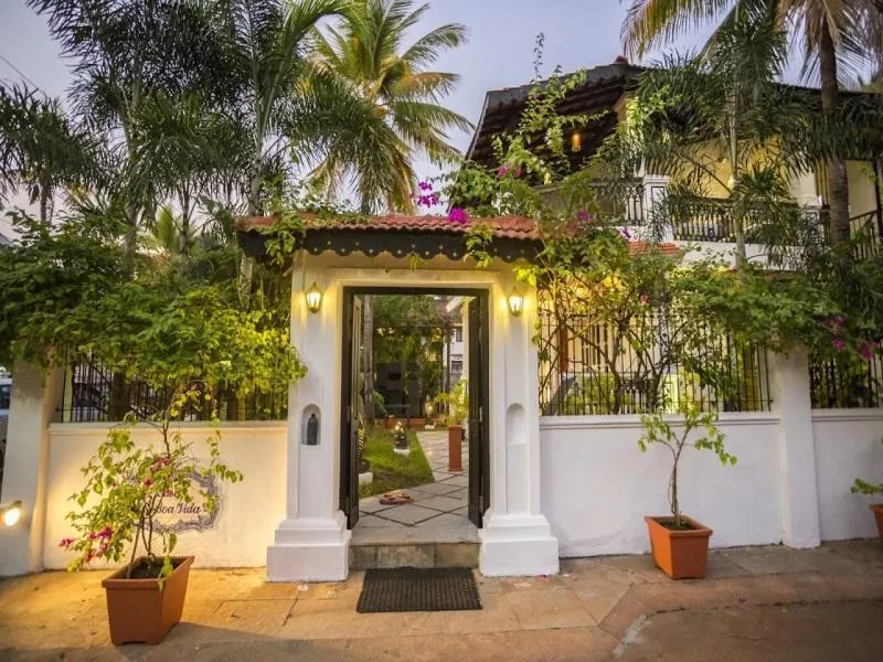ELIVAAS 4 BHK Villa near Beach with Private Pool & Bar - Casa Boa Vida - Image 1