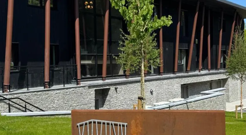Hazel Tree Lodge Bunclody - Image 1