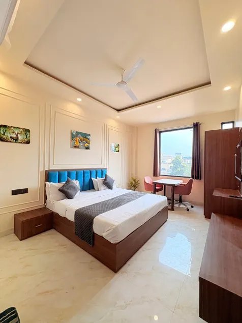 Hotel Shree Shyam and Restuarant - Image 1