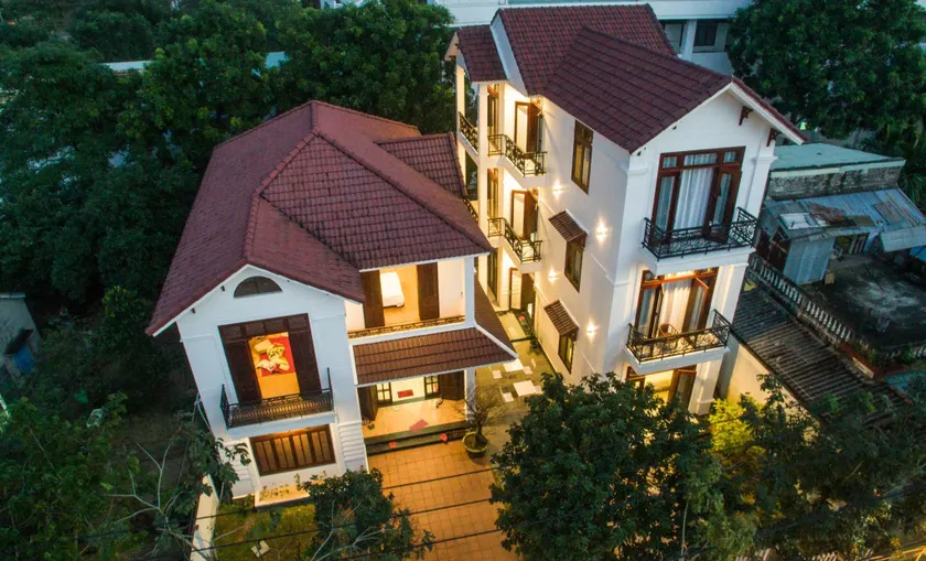 Redrose Villa - Image 1