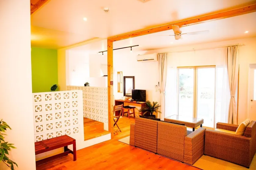 SHIRAHAMA BEACH GARDEN - Image 1