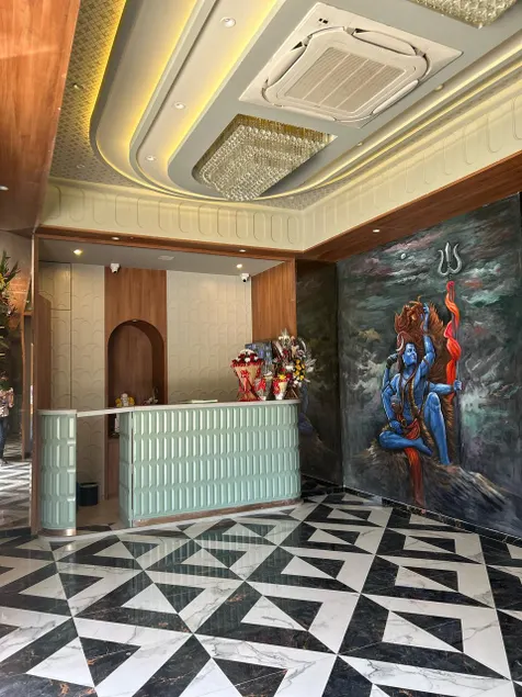 Hotel A R Paradise - Image 1