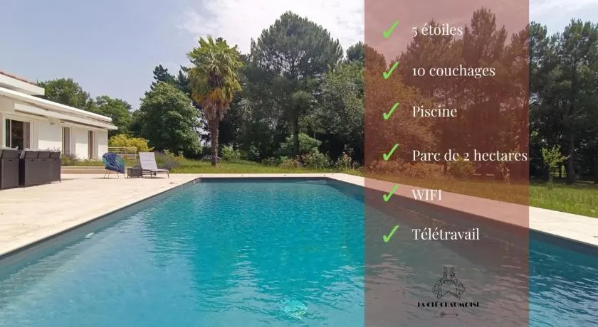 Incantevole villa con piscina privata, terrazza e giardino - Image 1