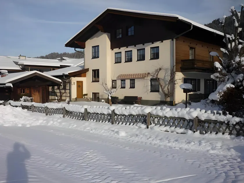 Haus Deutinger - Image 1